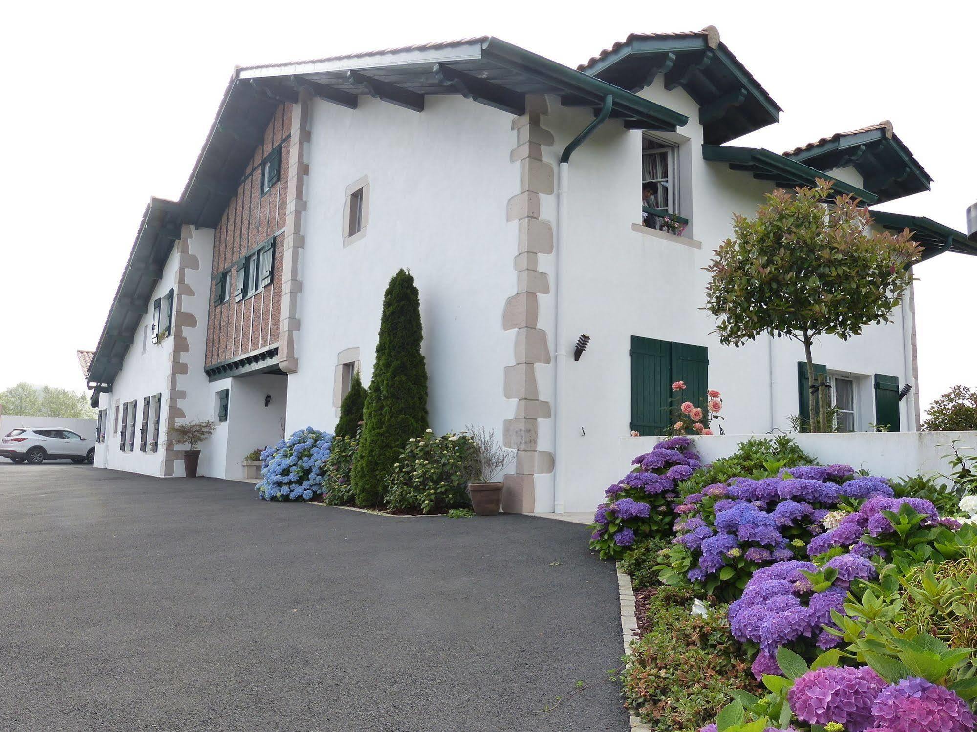 Maison D'Hote Iparra- Pays Basque Arcangues Bagian luar foto